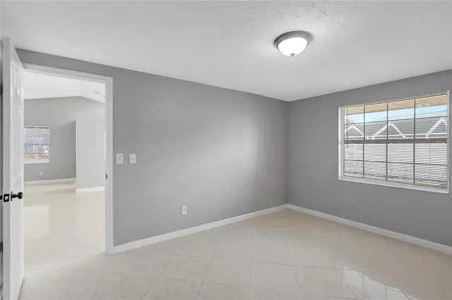 $359,900 | 3202 Russett Drive, Tampa, FL 33618