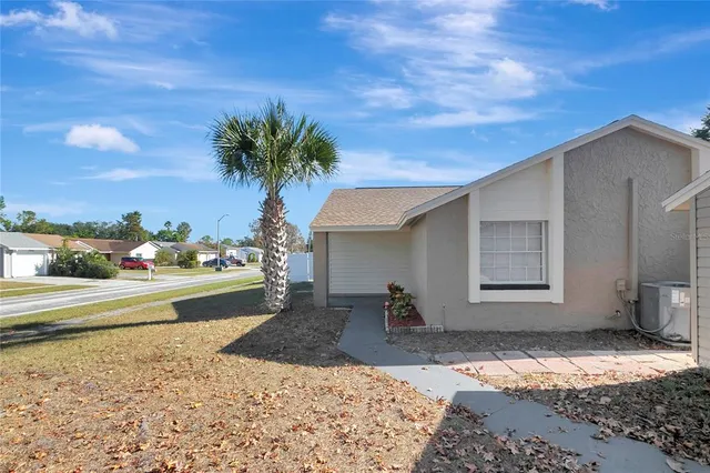 $359,900 | 3202 Russett Drive, Tampa, FL 33618