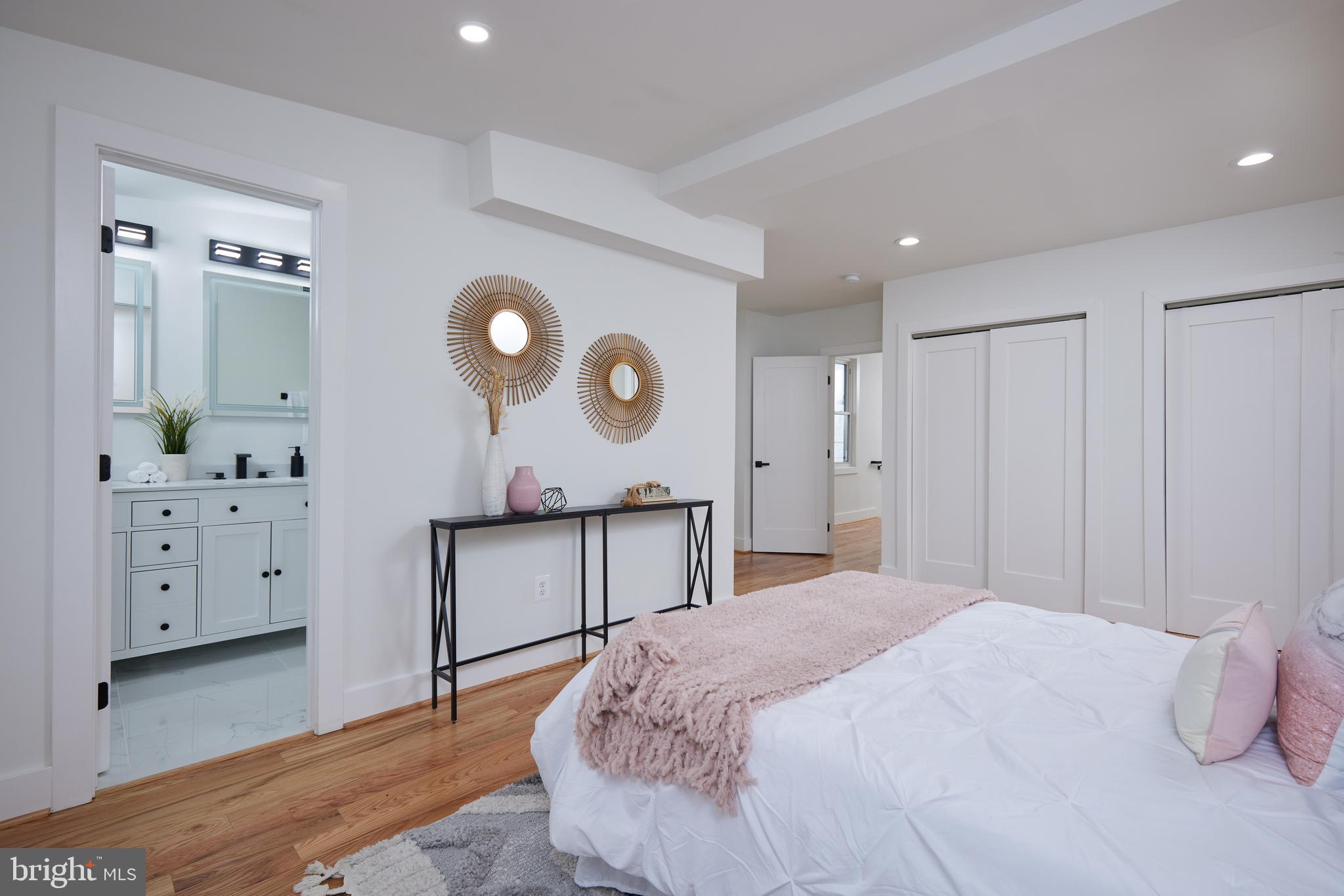 919 Hamilton Street Northwest Washington, DC 20011 - Photo 25 of 49 Primary Bedoom