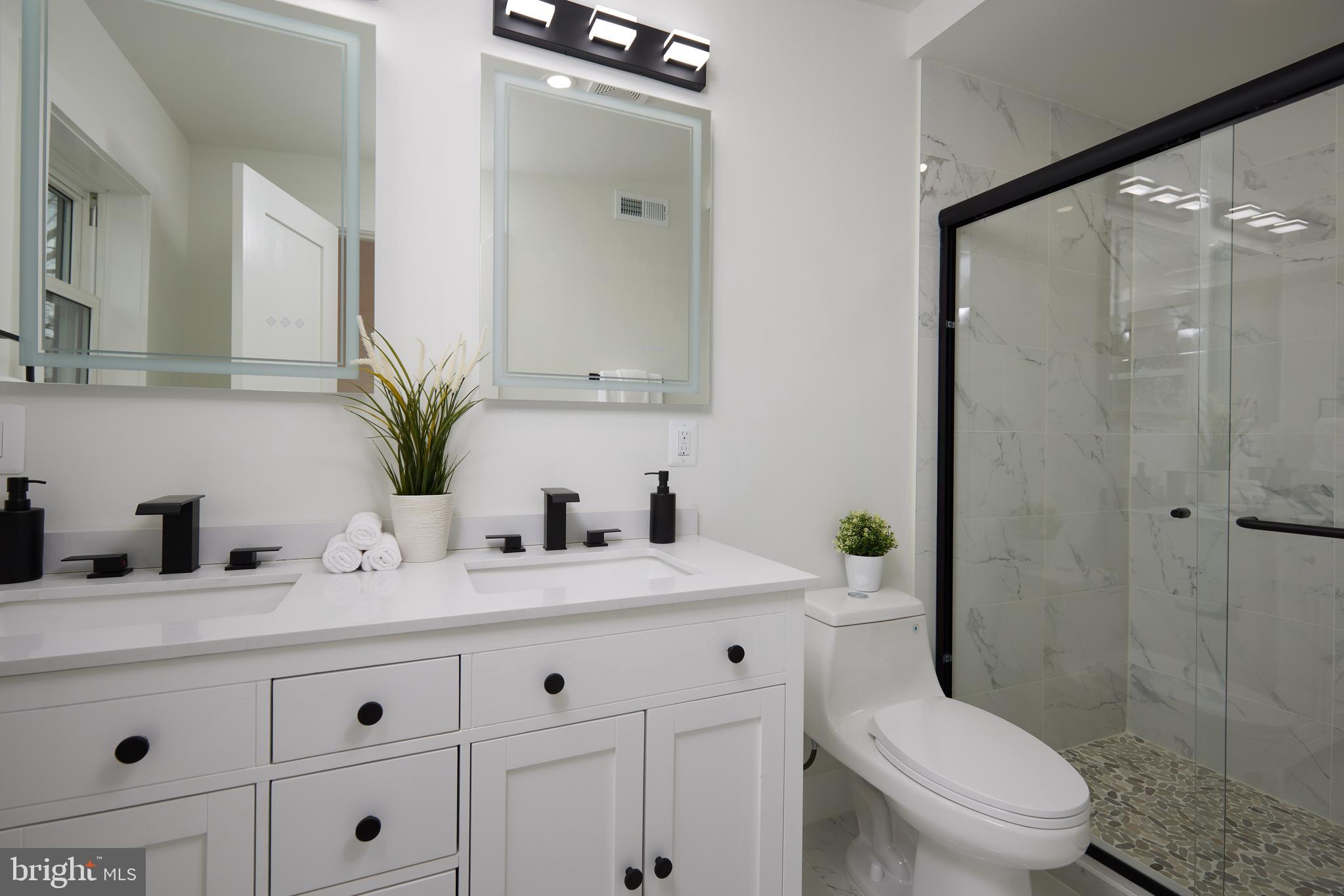 919 Hamilton Street Northwest Washington, DC 20011 - Photo 26 of 49 Primary Bathroom