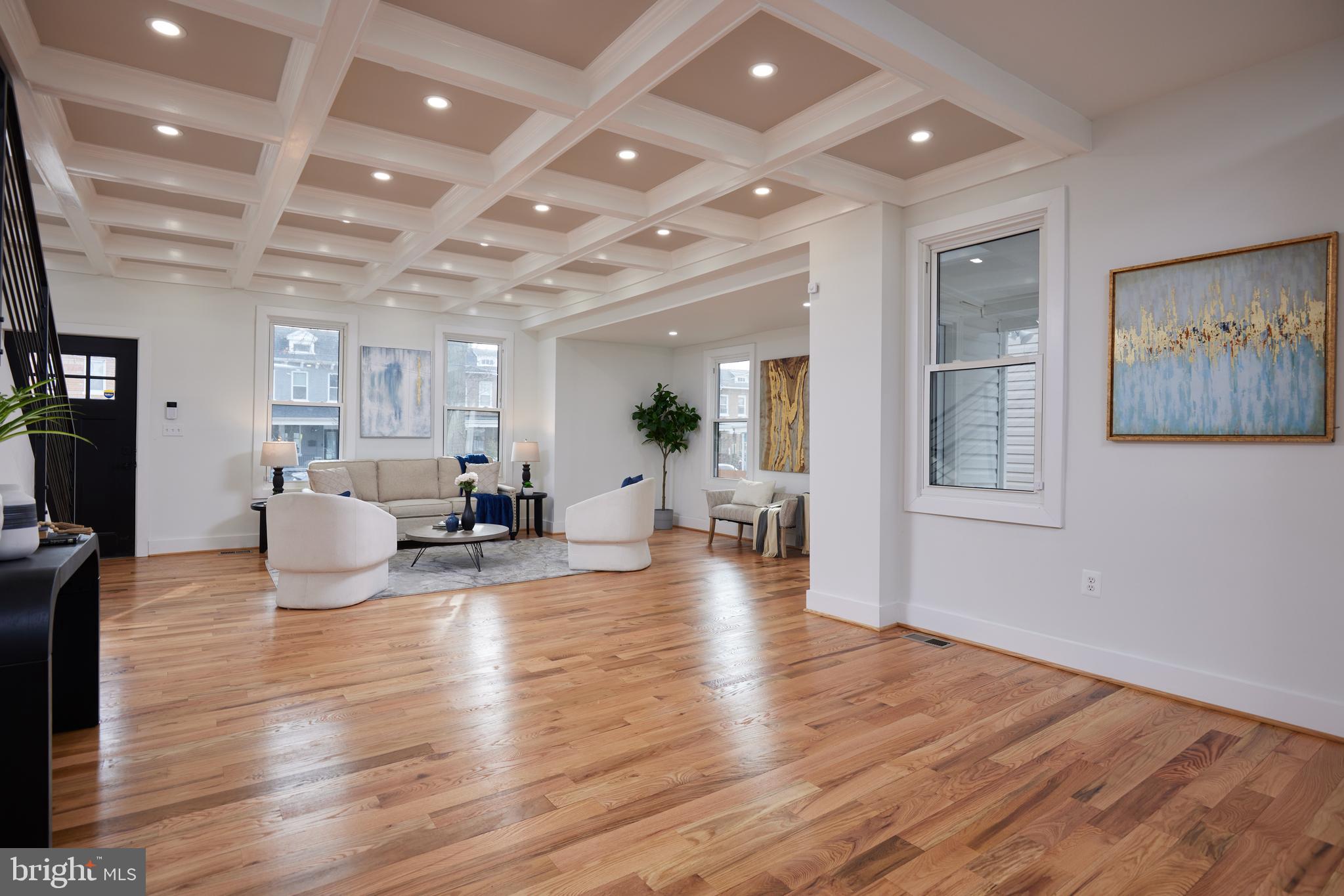919 Hamilton Street Northwest Washington, DC 20011 - Photo 6 of 49 Living Room