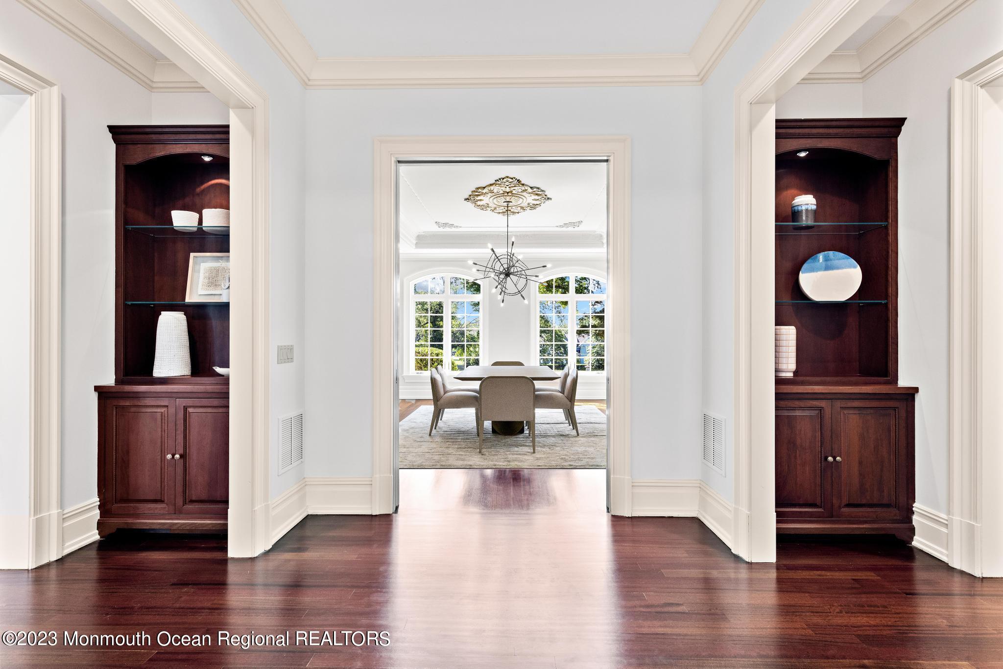 122 Rumson Road Rumson, NJ 07760 - Photo 18 of 100 a view of a living room and hardwood floor