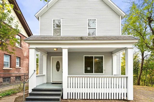 $269,000 | 1324 East 2nd Street, Duluth, MN 55805