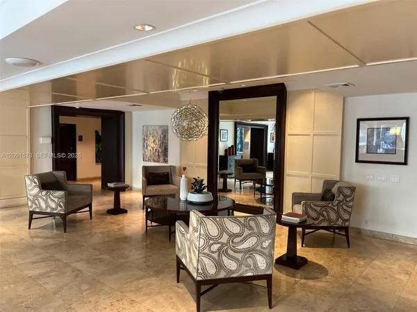 $4,000 | 9499 Collins Avenue, Unit 308, Surfside, FL 33154