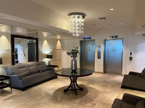 $4,000 | 9499 Collins Avenue, Unit 308, Surfside, FL 33154