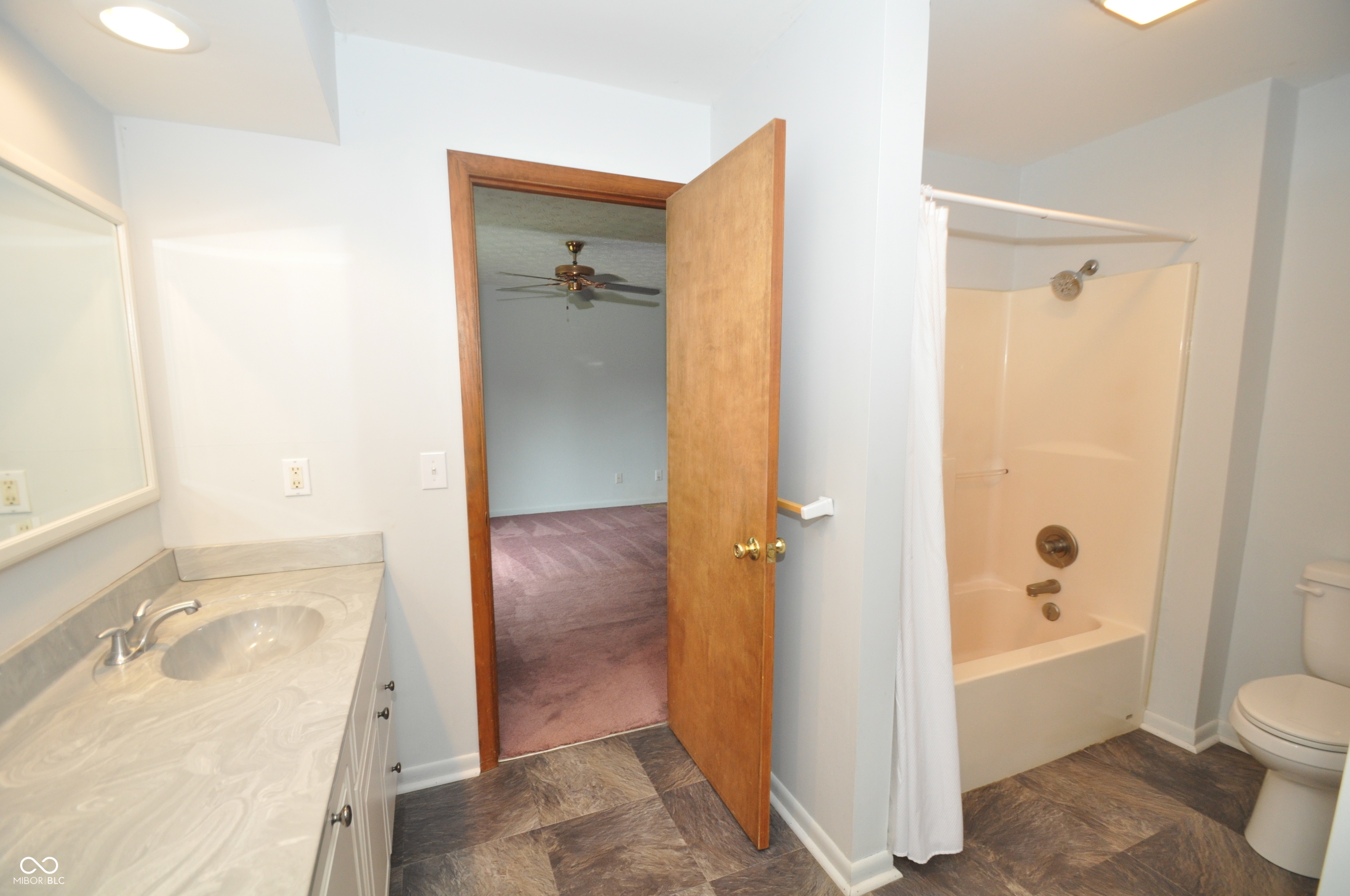 3678 Pinecrest Road Indianapolis, IN 46234 - Photo 17 of 32 Gallery Image 17