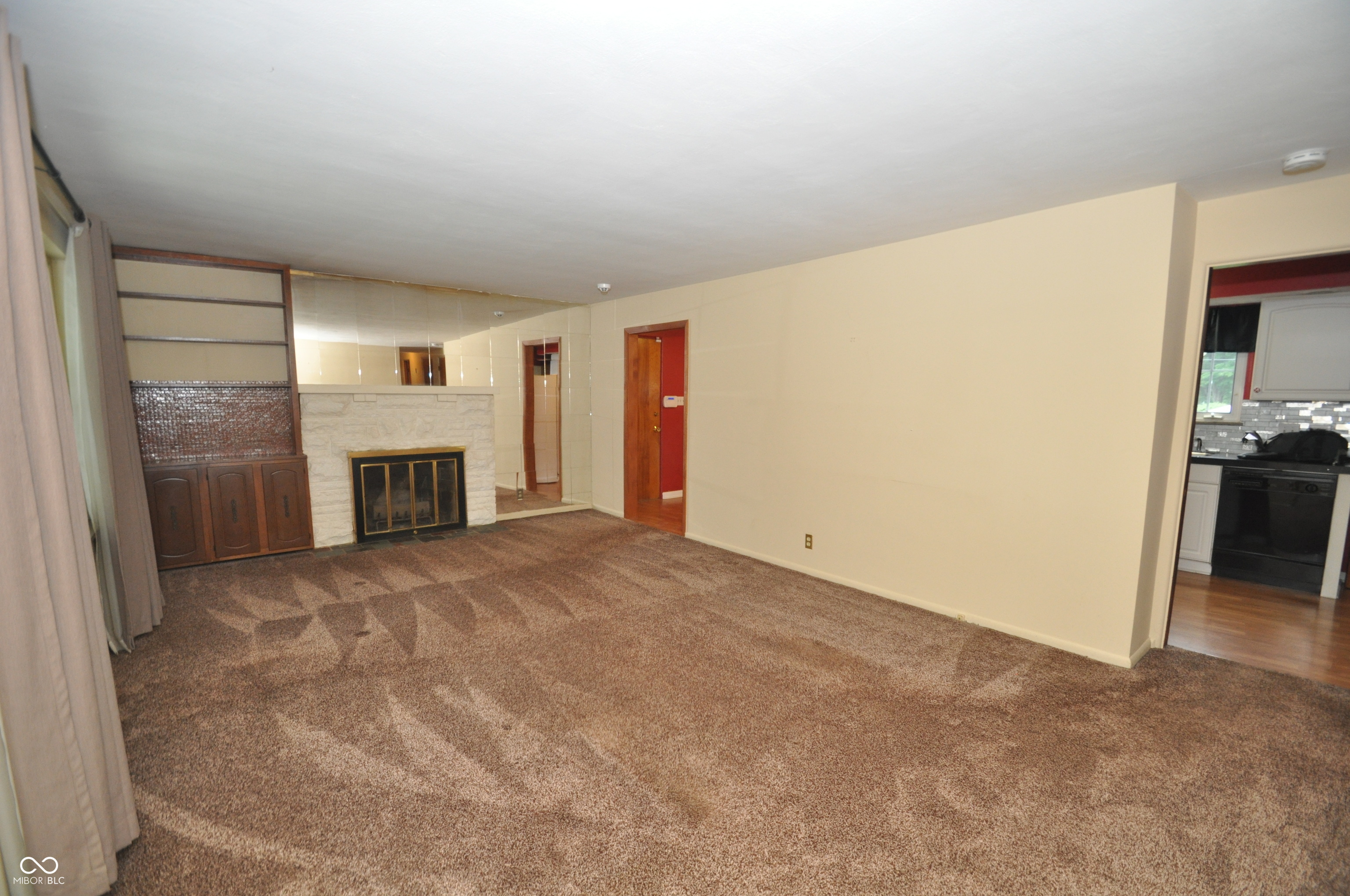 3678 Pinecrest Road Indianapolis, IN 46234 - Photo 4 of 32 Gallery Image 4