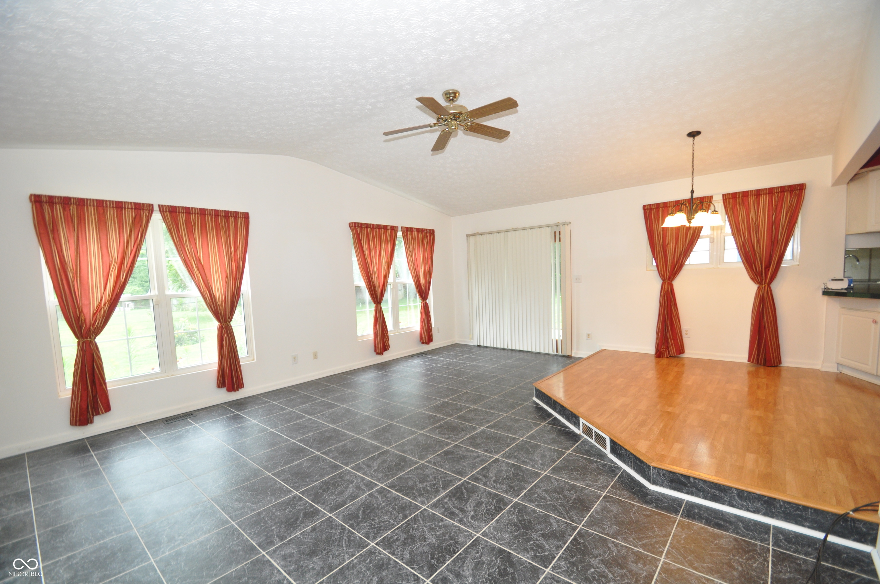 3678 Pinecrest Road Indianapolis, IN 46234 - Photo 8 of 32 Gallery Image 8