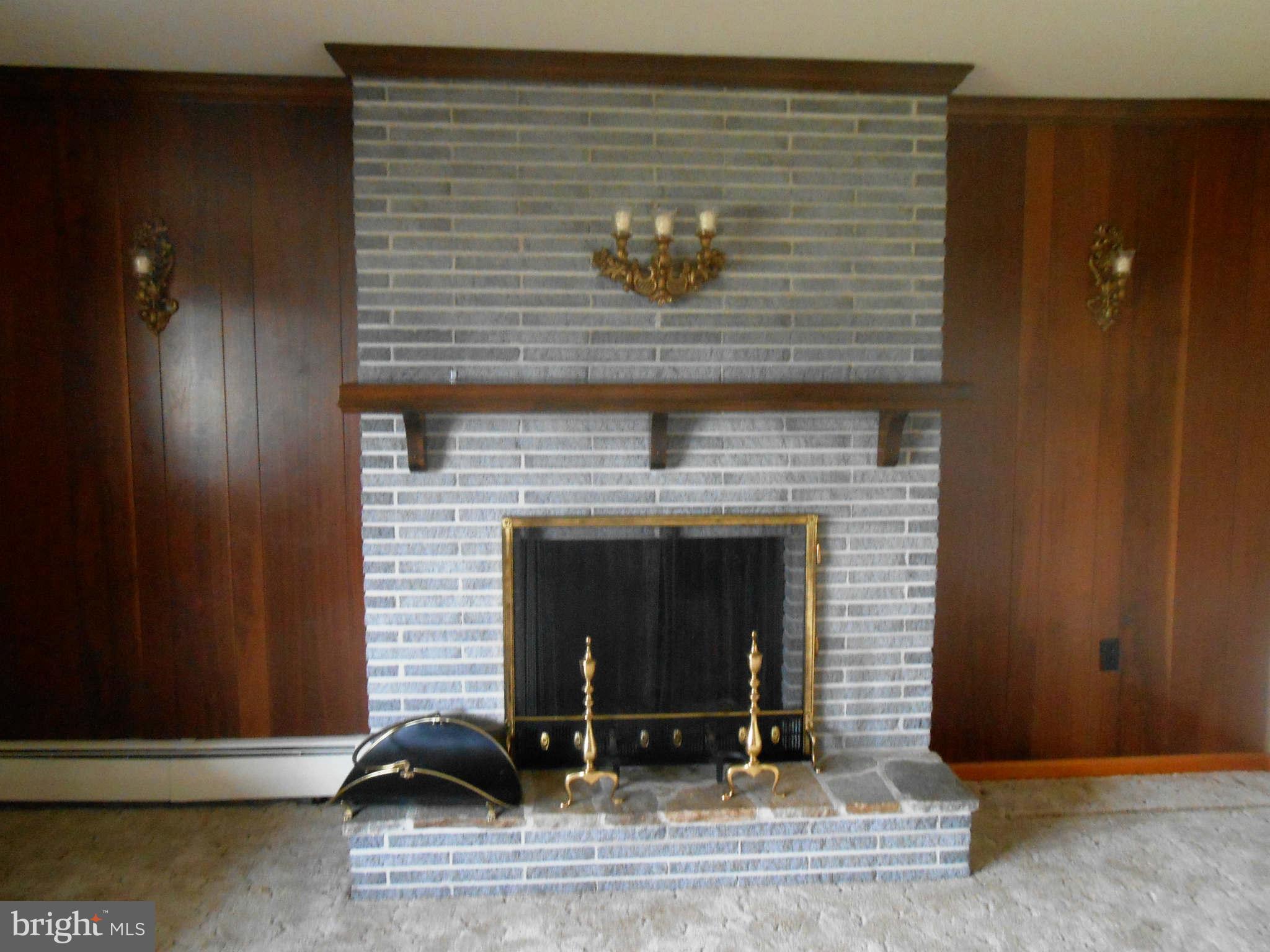 12403 Detour Road Keymar, MD 21757 - Photo 9 of 22 Living Room