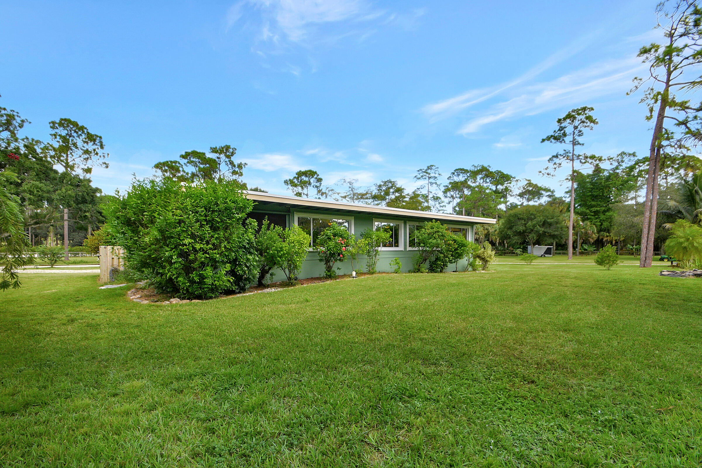 13598 N Road Loxahatchee Groves, FL 33470 - Photo 64 of 87 64_dsc_3599