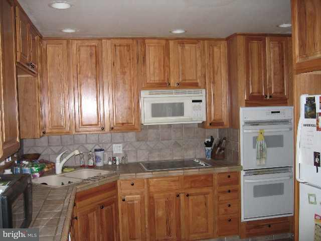 1760 Miller Road Hummelstown, PA 17036 - Photo 4 of 9 Gallery Image 4