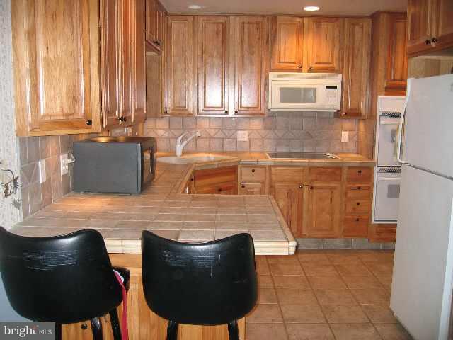 1760 Miller Road Hummelstown, PA 17036 - Photo 7 of 9 Gallery Image 7