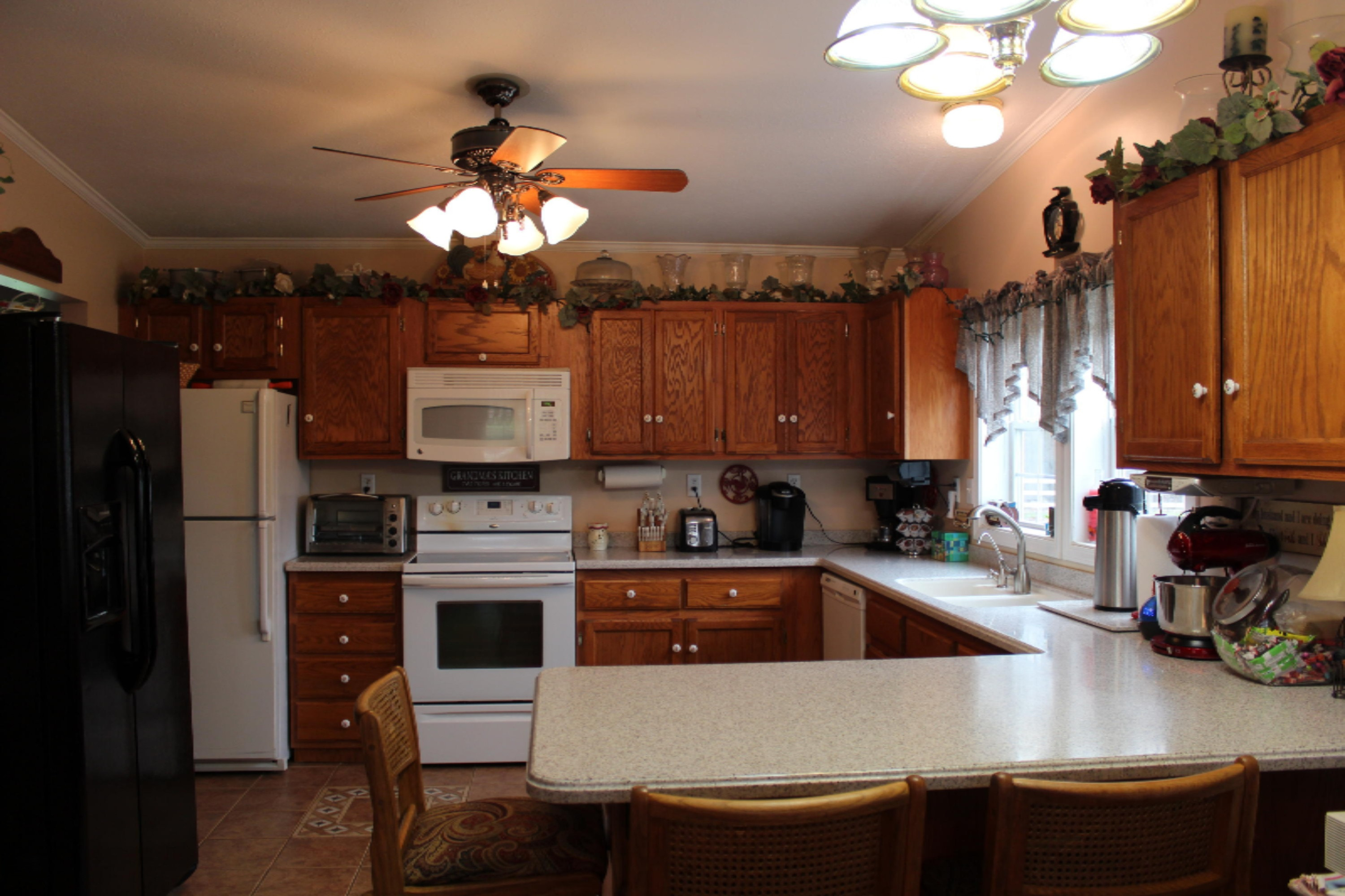 14100 Fedore Road Buchanan, MI 49107 - Photo 11 of 28 Kitchen