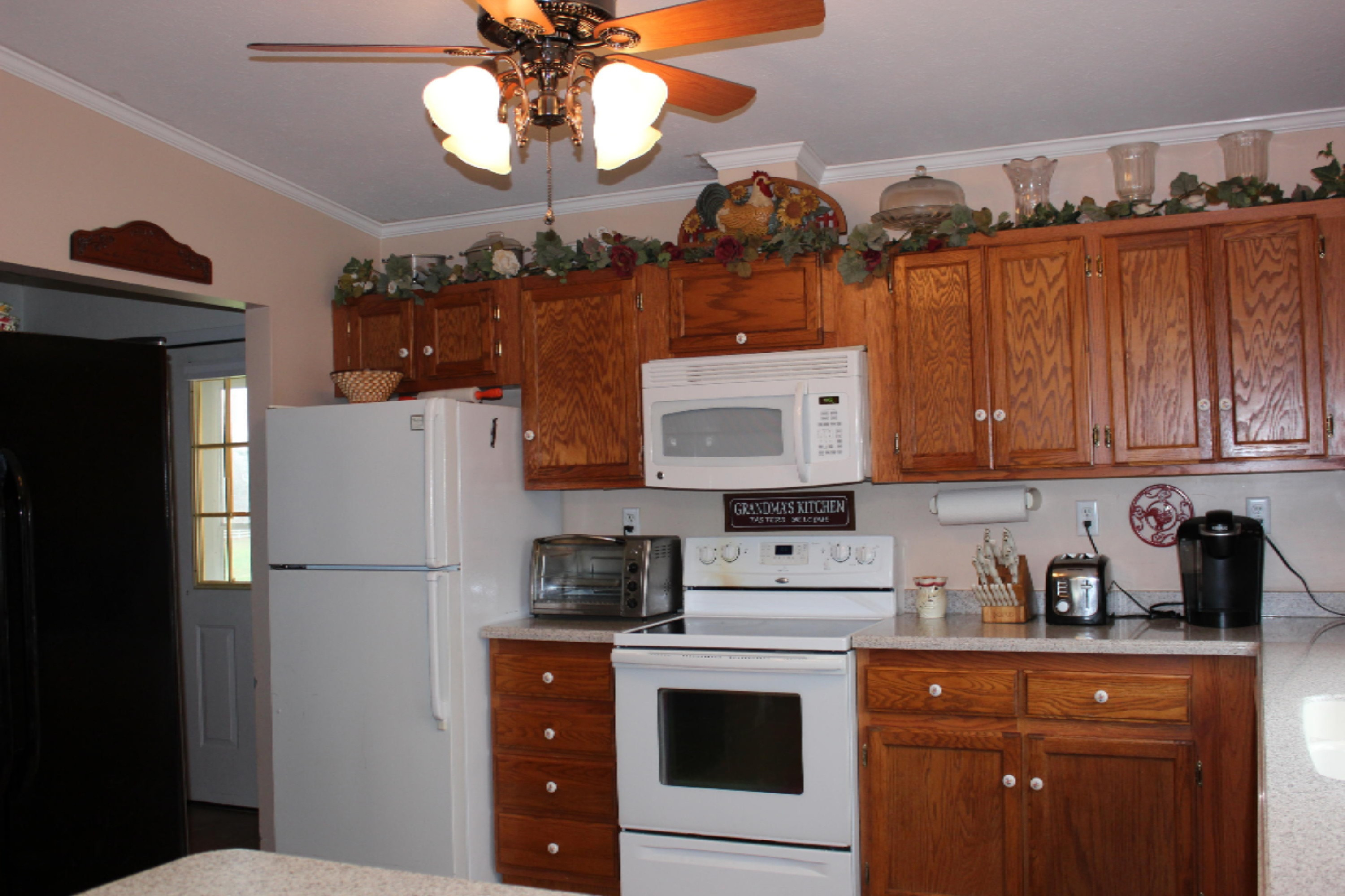 14100 Fedore Road Buchanan, MI 49107 - Photo 10 of 28 Kitchen
