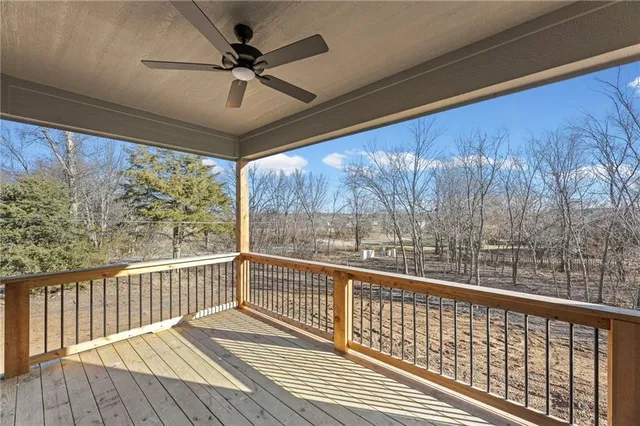 $472,825 | 20703 Emerald Street, Spring Hill, KS 66083