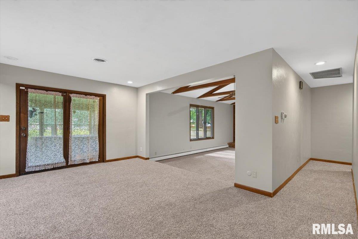 618 Magnolia Drive Rochester, IL 62563 - Photo 6 of 41