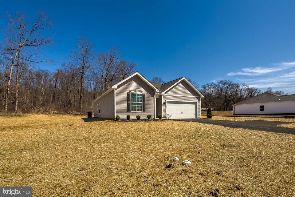89 Rappahannock Run Falling Waters, WV 25419 - Photo 1 of 38