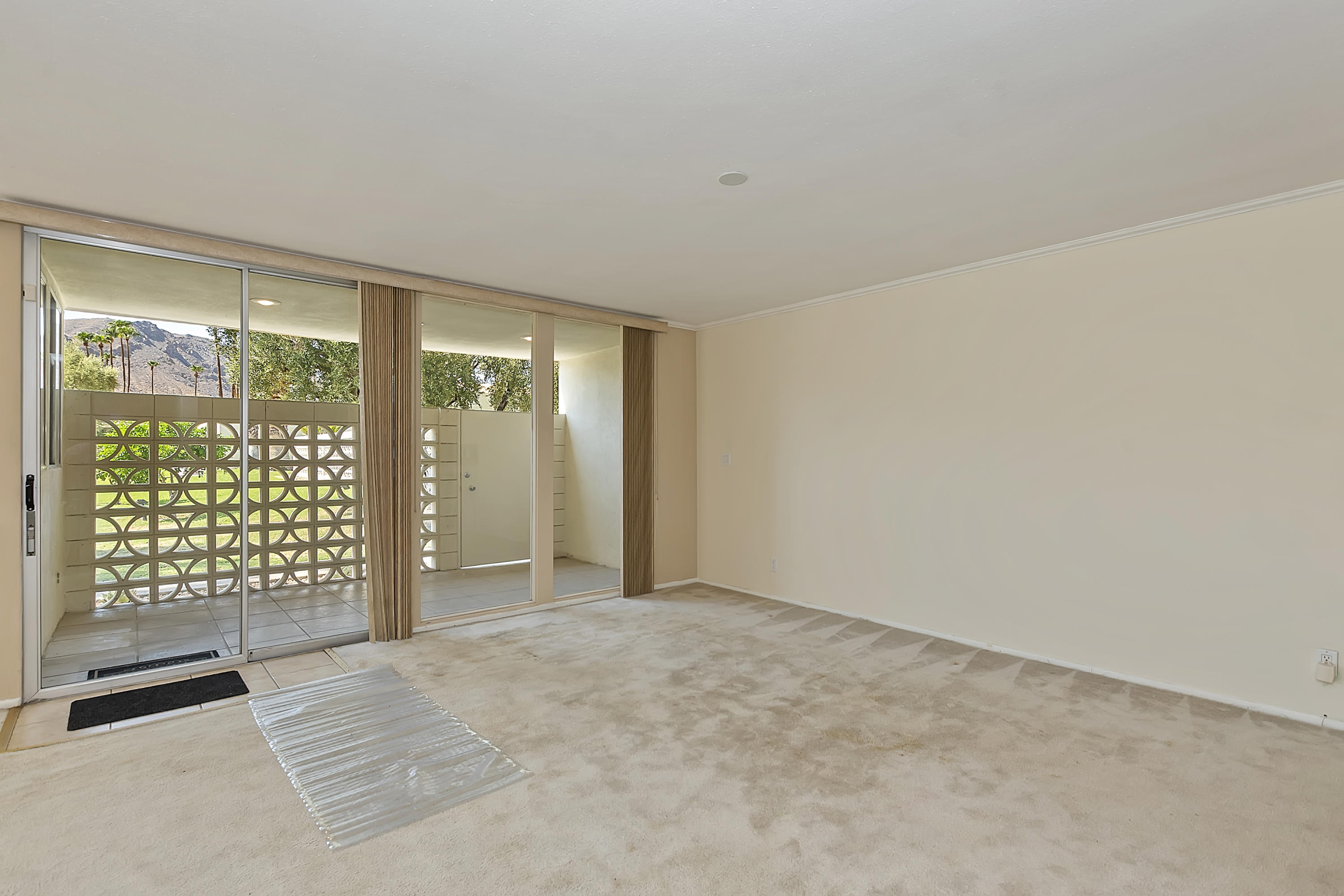 1802 South Barona Road Palm Springs, CA 92264 - Photo 11 of 37 CAR_0485