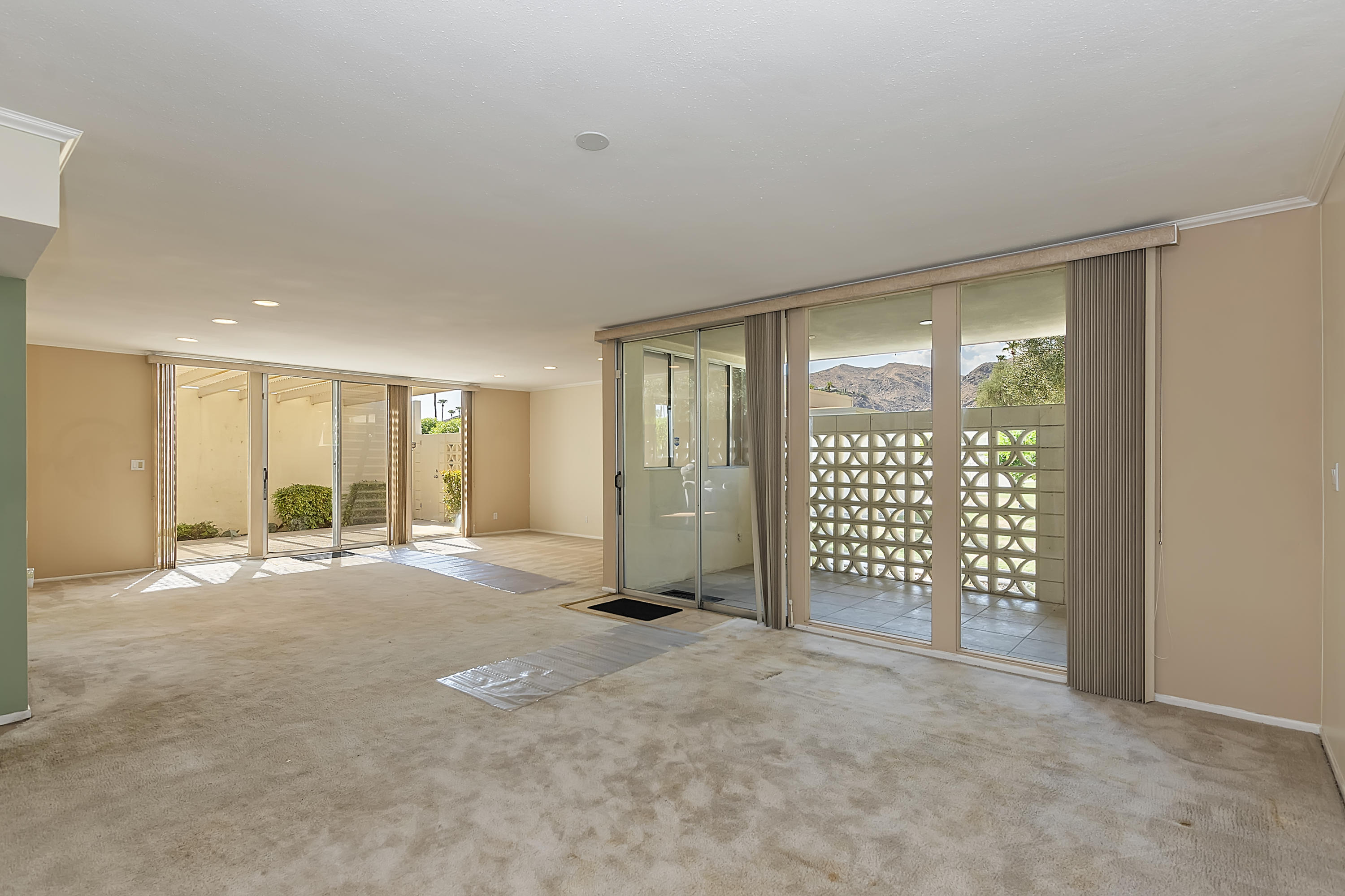 1802 South Barona Road Palm Springs, CA 92264 - Photo 12 of 37 CAR_0488