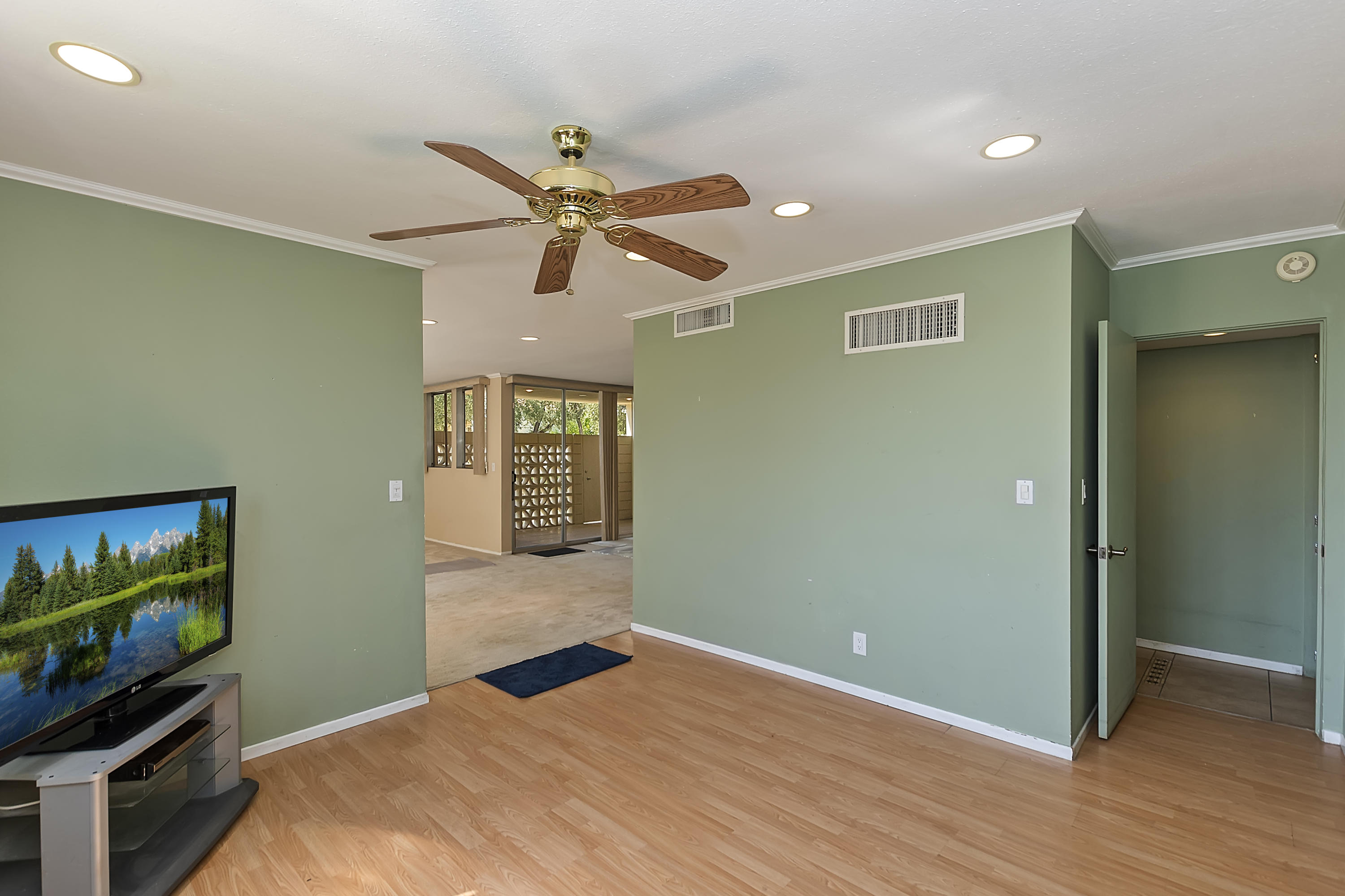 1802 South Barona Road Palm Springs, CA 92264 - Photo 18 of 37 CAR_0504