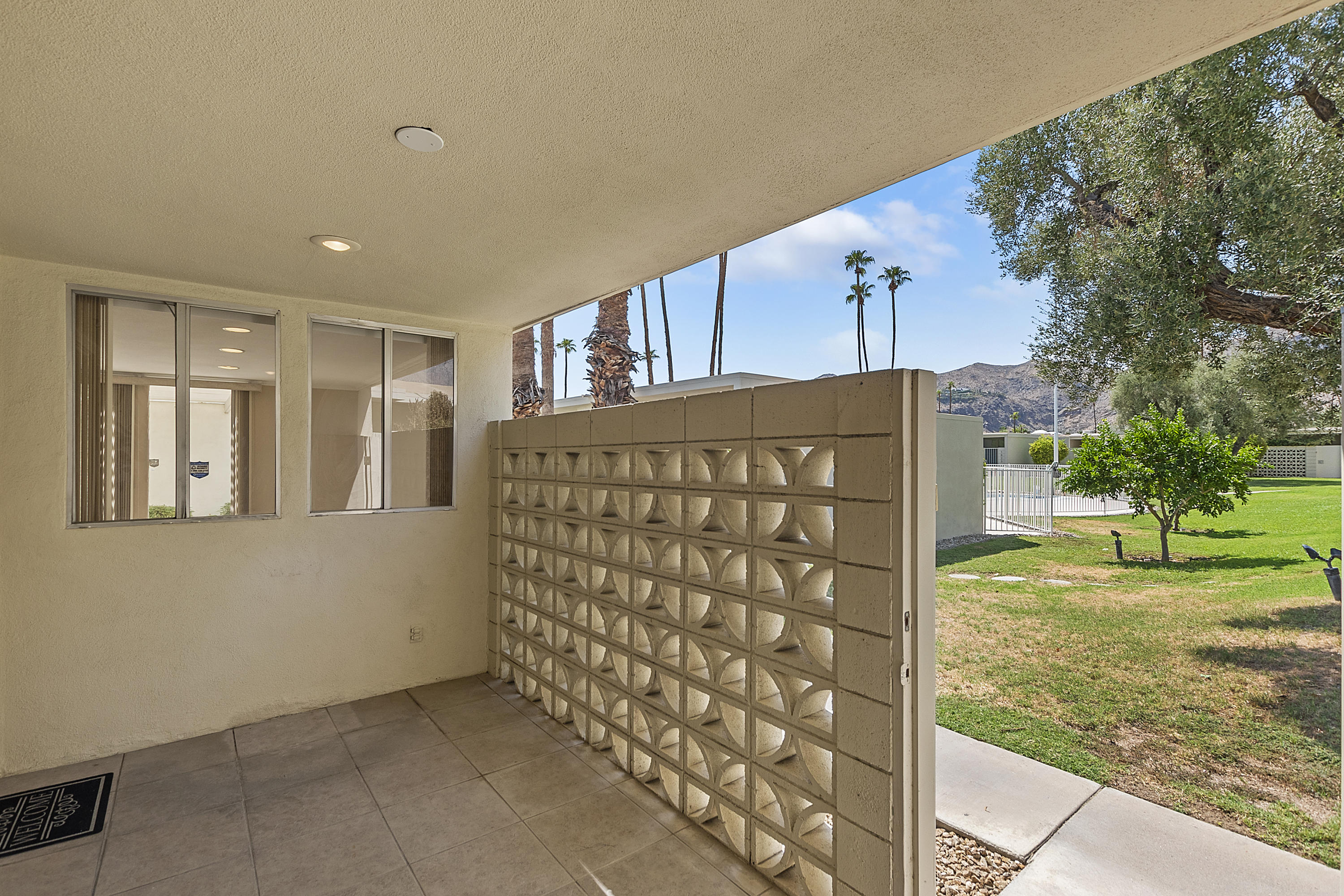 1802 South Barona Road Palm Springs, CA 92264 - Photo 31 of 37 CAR_0542
