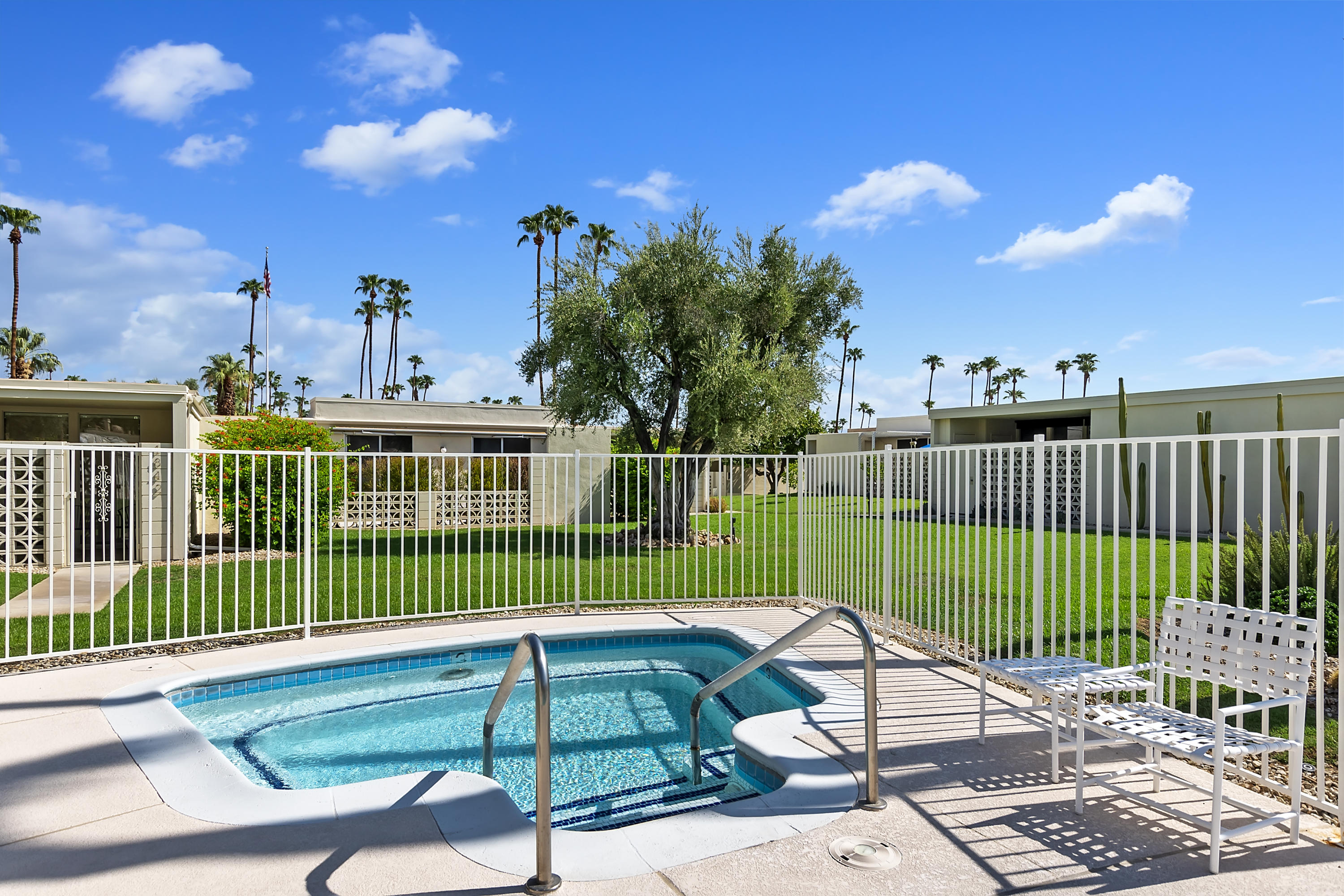 1802 South Barona Road Palm Springs, CA 92264 - Photo 34 of 37 CAR_0464