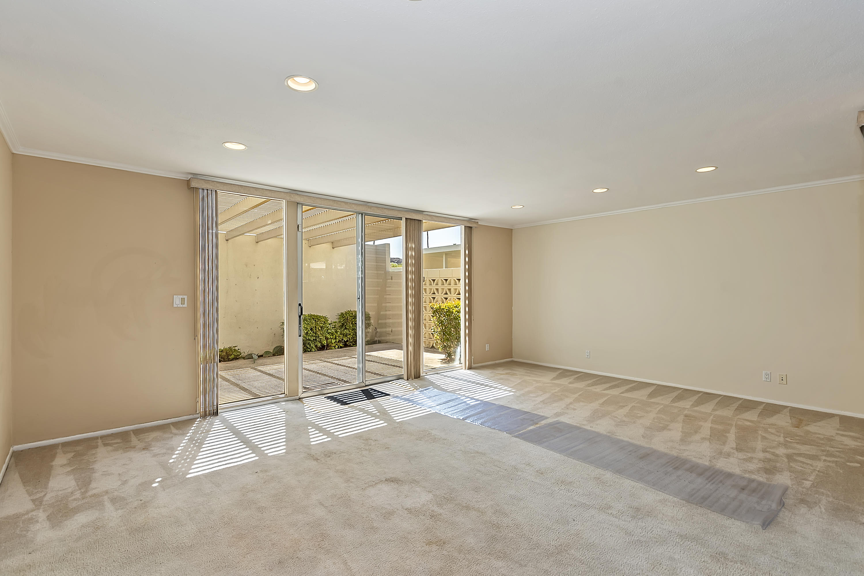 1802 South Barona Road Palm Springs, CA 92264 - Photo 7 of 37 CAR_0473