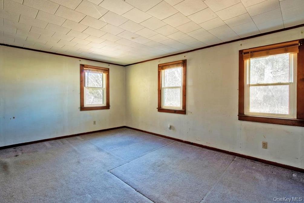 2925 Old Kings Road Catskill, NY 12414 - Photo 13 of 32