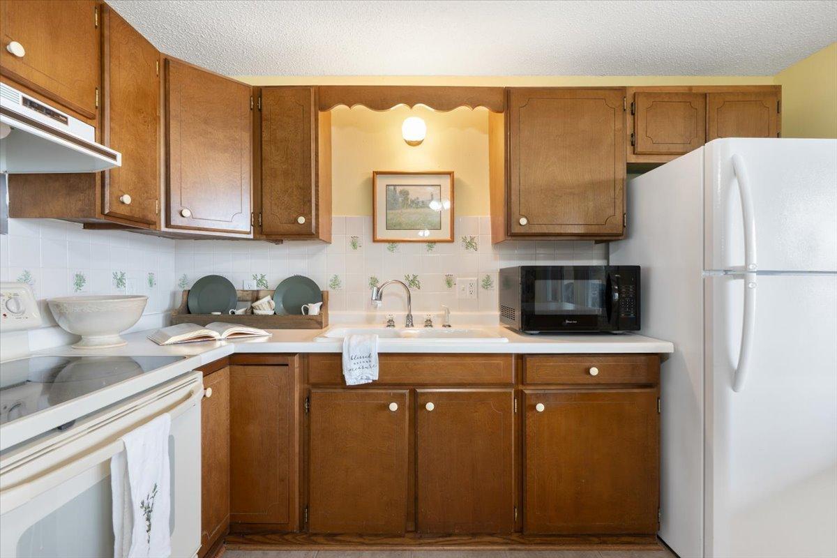 19526 Elmcrest Road Richmond, MN 56368 - Photo 23 of 48