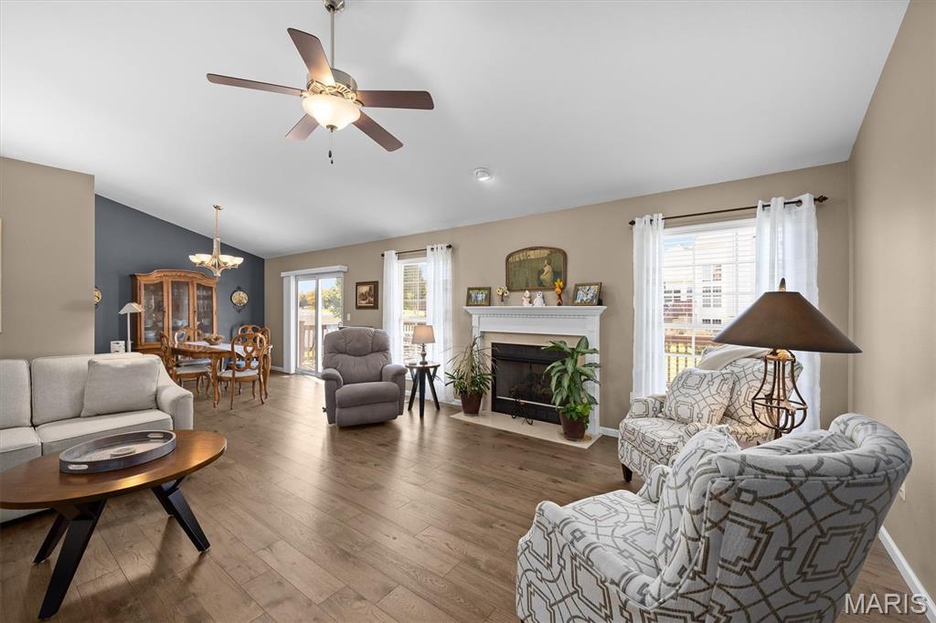 905 Coreopsis Court O'Fallon, IL 62269 - Photo 8 of 39 Gallery Image 8