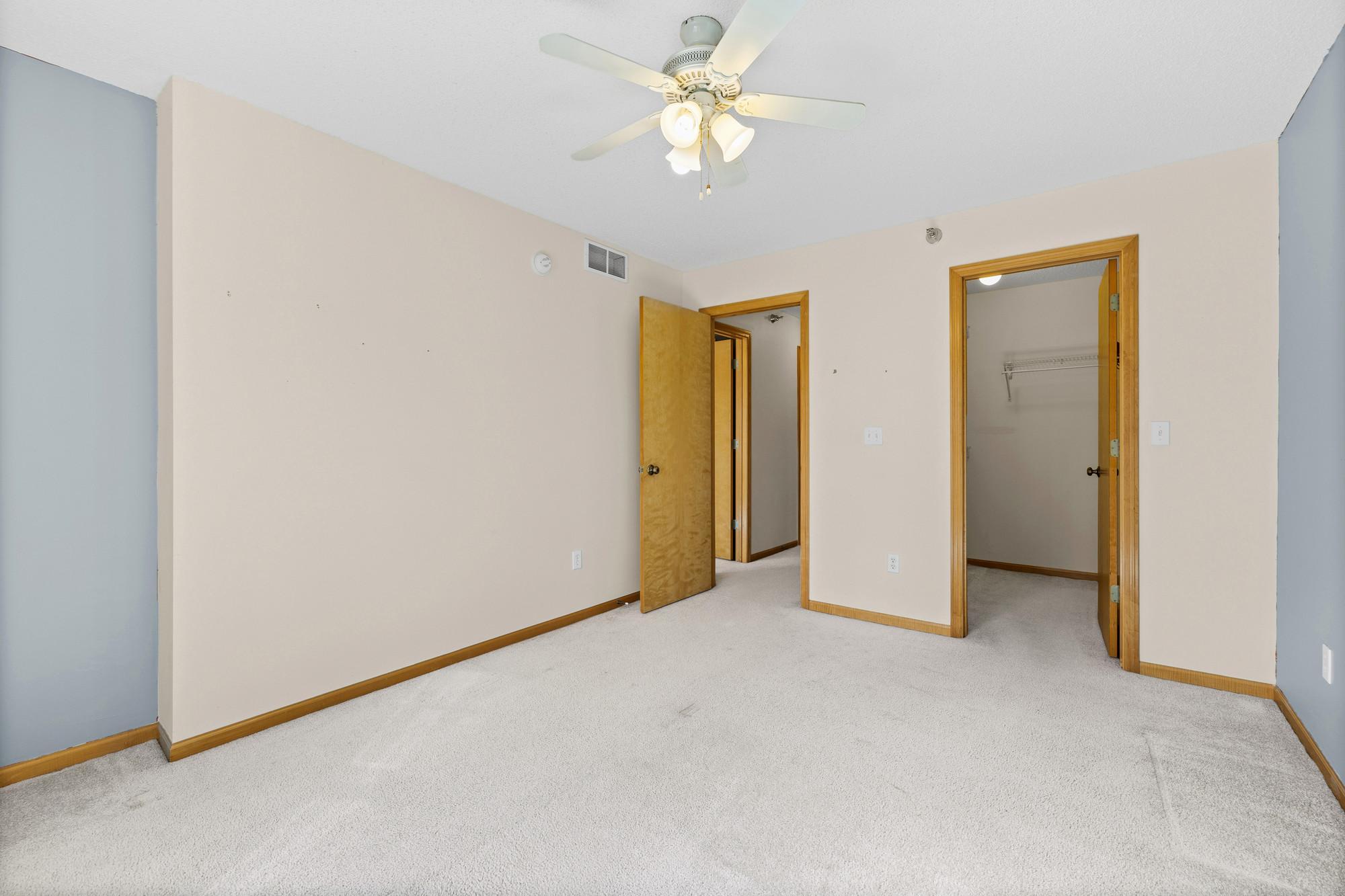 2320 Lower Afton Road, Unit 423 Maplewood, MN 55119 - Photo 22 of 34