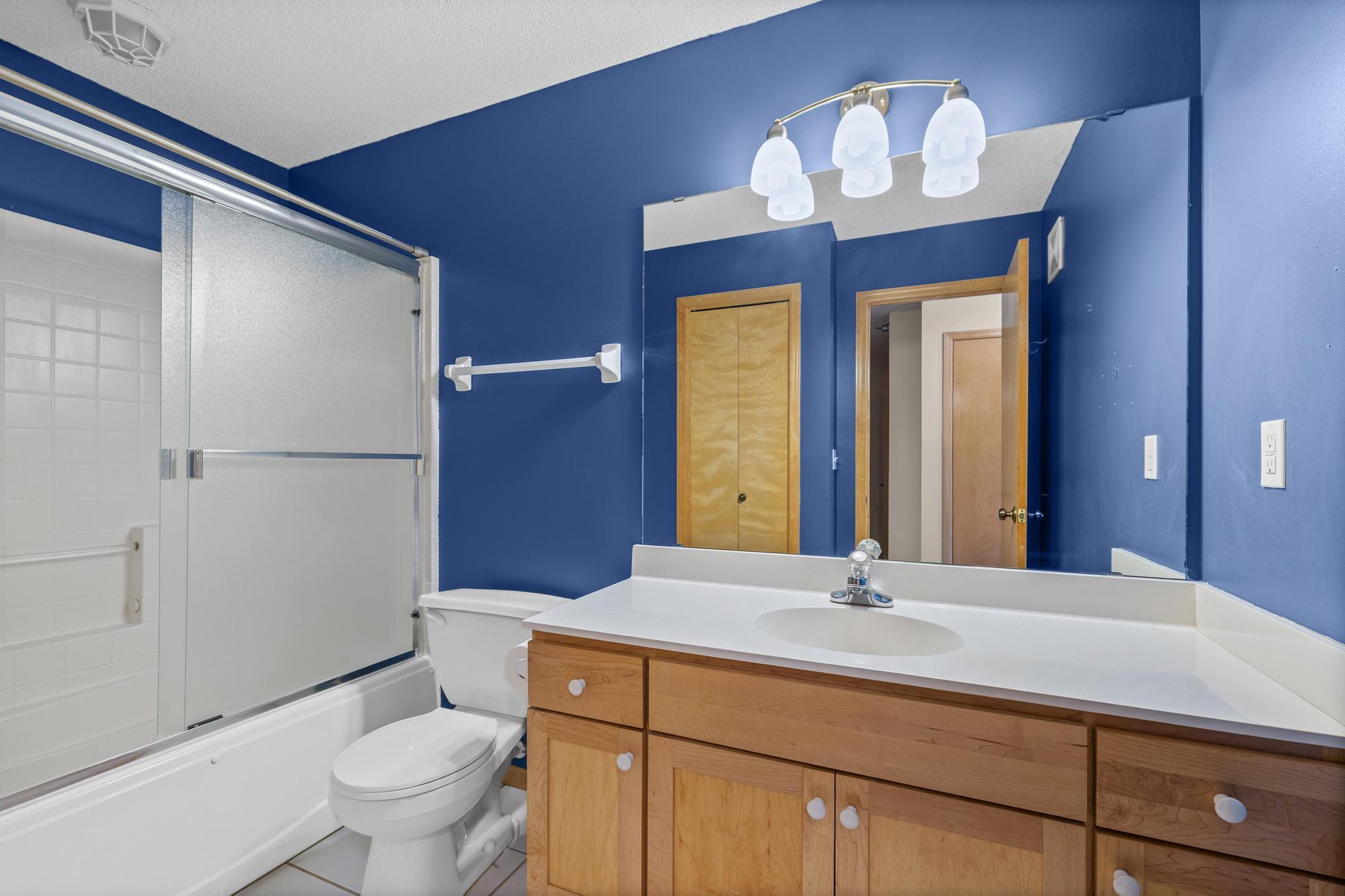 2320 Lower Afton Road, Unit 423 Maplewood, MN 55119 - Photo 23 of 34