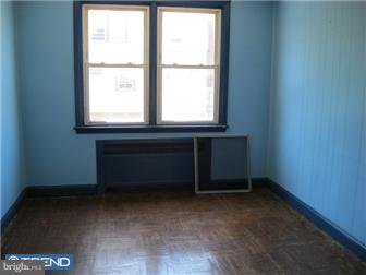 124 Normandy Road Upper Darby, PA 19082 - Photo 3 of 10 Dining Room