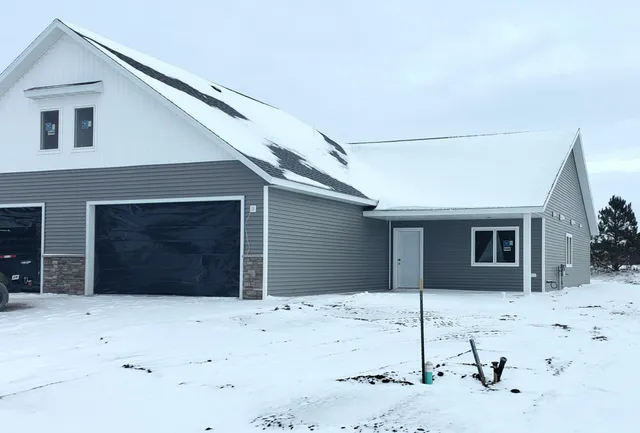 $299,000 | 1012 6th Avenue Northeast, Perham, MN 56573