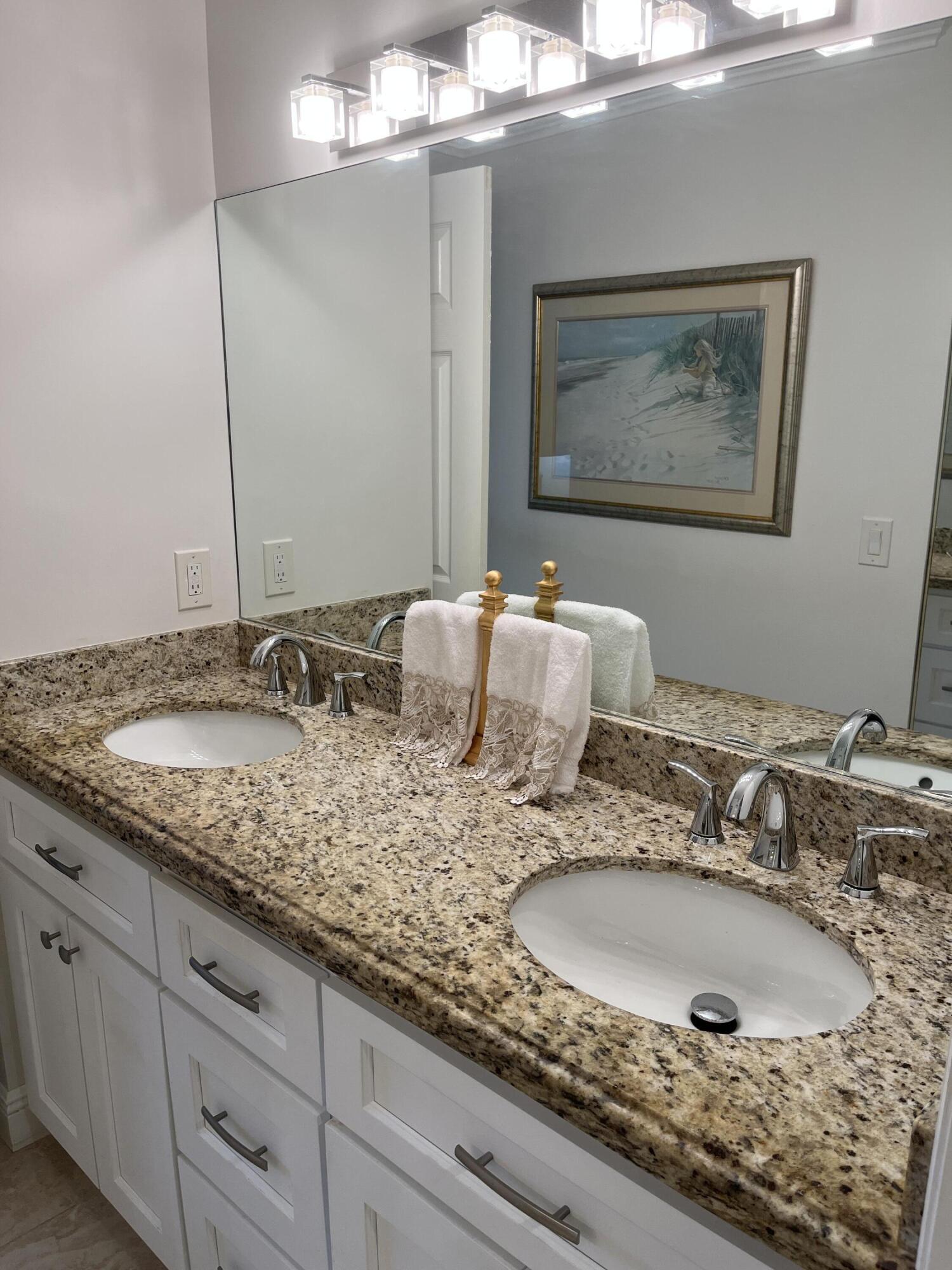 2041 Keystone Drive, Unit B Jupiter, FL 33458 - Photo 9 of 17 Primary Bathroom