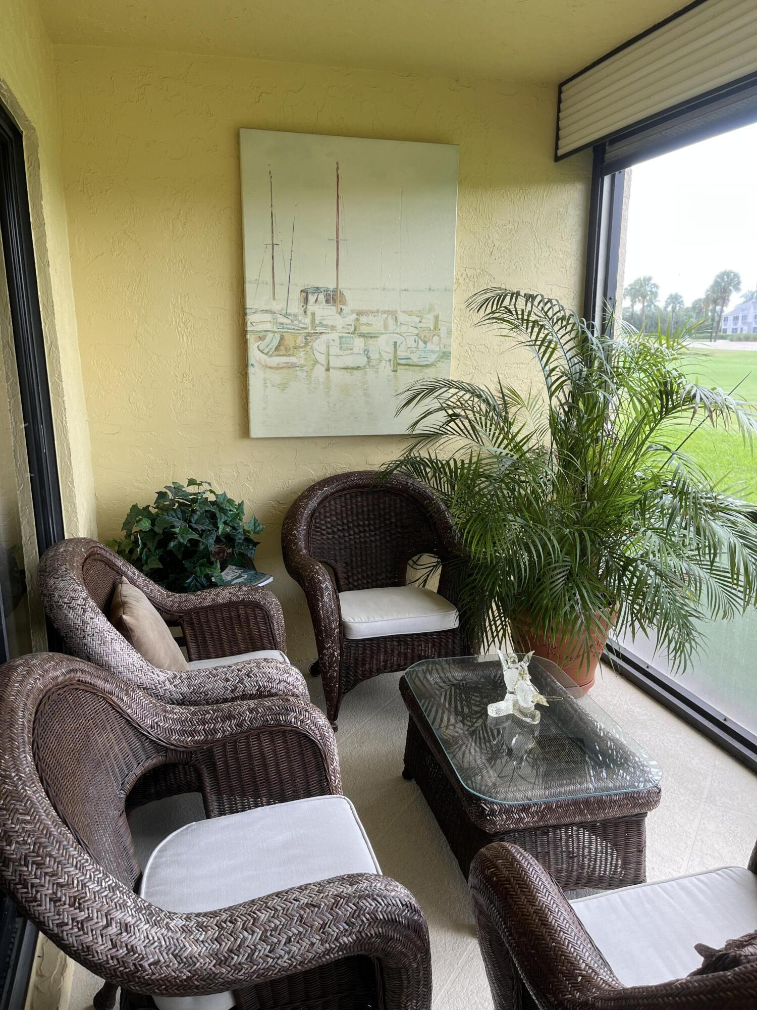 2041 Keystone Drive, Unit B Jupiter, FL 33458 - Photo 10 of 17 Living Room Lanai