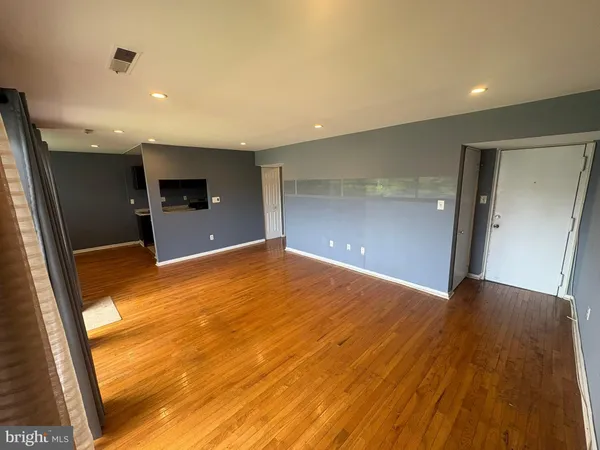 $1,700 | 5424 85th, Unit 102, Hyattsville, MD 20784