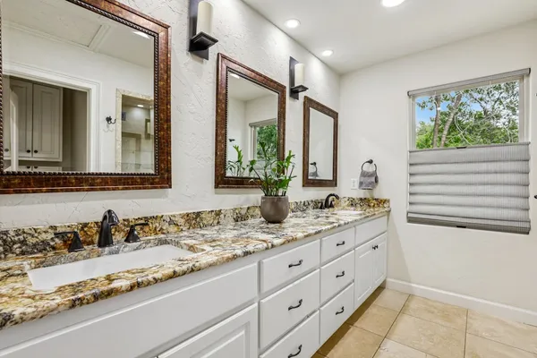 $1,575,000 | 2307 Alta Vista Avenue, Austin, TX 78704