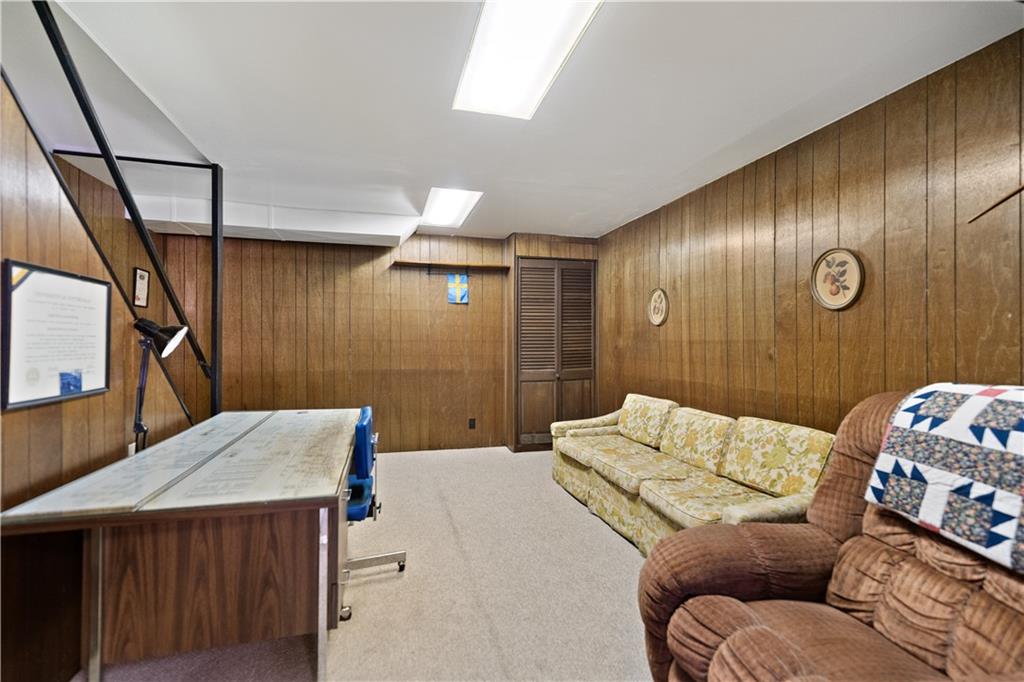 43 Jaycee Drive Pittsburgh, PA 15243 - Photo 31 of 38 a bedroom with a bed and wooden floor