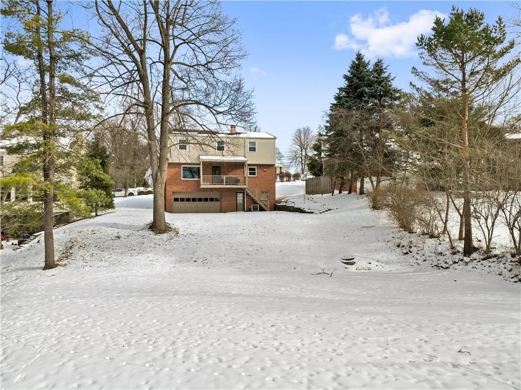 43 Jaycee Drive Pittsburgh, PA 15243 - Photo 33 of 38 a view of a road with a building