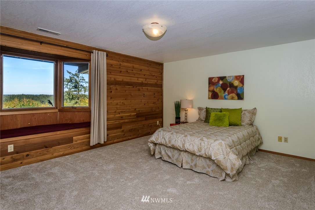 10436 Tilley Road Southwest Olympia, WA 98501 - Photo 21 of 25 Gallery Image 21