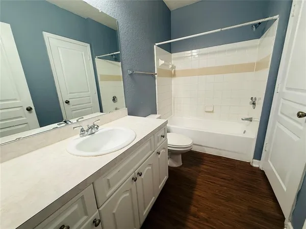 $1,575 | 17114 Carrington Park Drive, Unit 219, Tampa, FL 33647