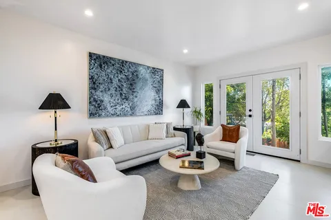 $2,495,000 | 3345 Wonder View Drive, Los Angeles, CA 90068