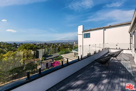 $2,495,000 | 3345 Wonder View Drive, Los Angeles, CA 90068