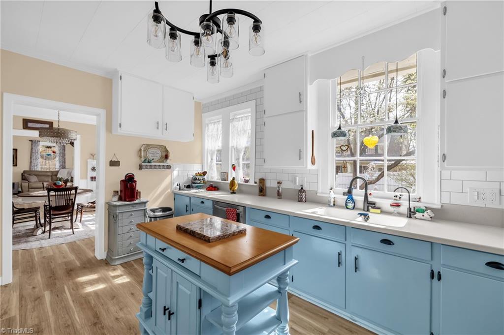 421 Chestnut Street Eden, NC 27288 - Photo 17 of 41 Kitchen