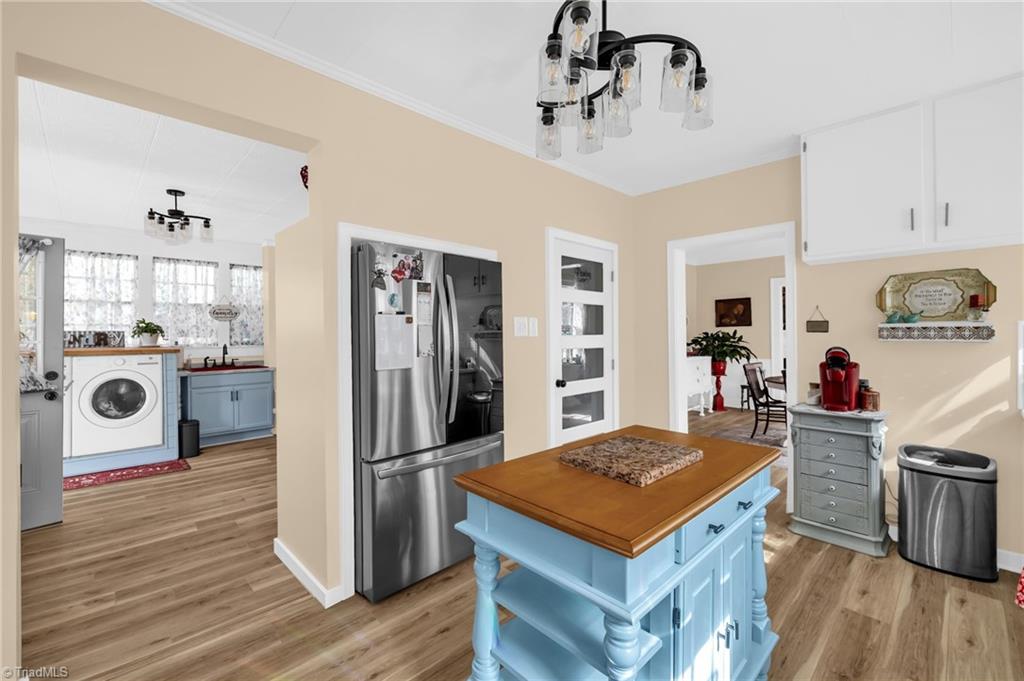 421 Chestnut Street Eden, NC 27288 - Photo 18 of 41 Kitchen