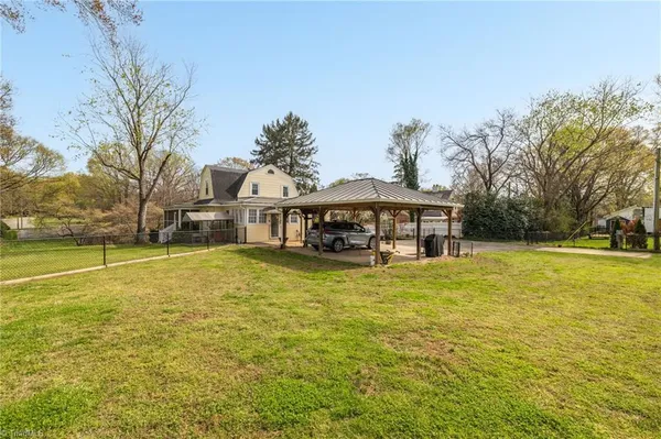 $359,900 | 421 Chestnut Street, Eden, NC 27288