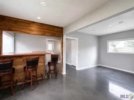 $450,000 | 31204 Dunn Road, Denham Springs, LA 70726