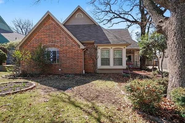 $340,000 | 1925 Highland Park Circle, Denton, TX 76205