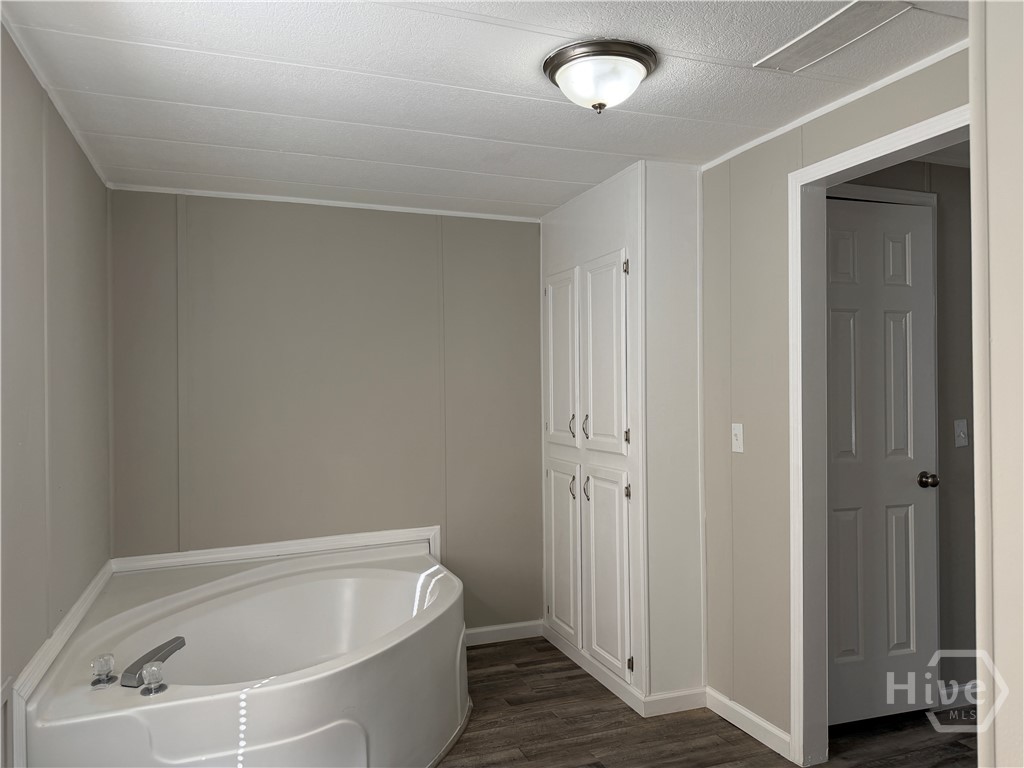 150 Maple Drive Ellabell, GA 31308 - Photo 14 of 42 Master Garden Tub; Shower Seperate